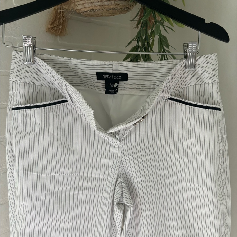 WHBM Woman’s Trousers Boot-Cut Pants Size 2R White with Black Pin Stripe Lined